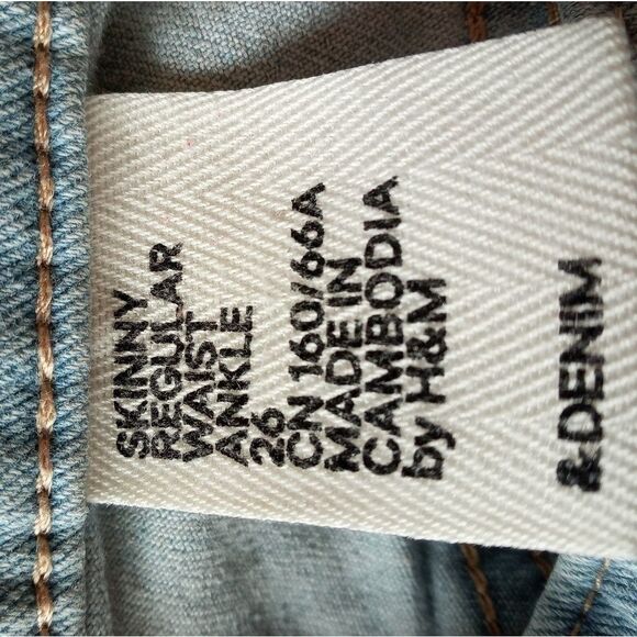 *386 &Denim Light Washed Jeggings - Picture 3 of 4